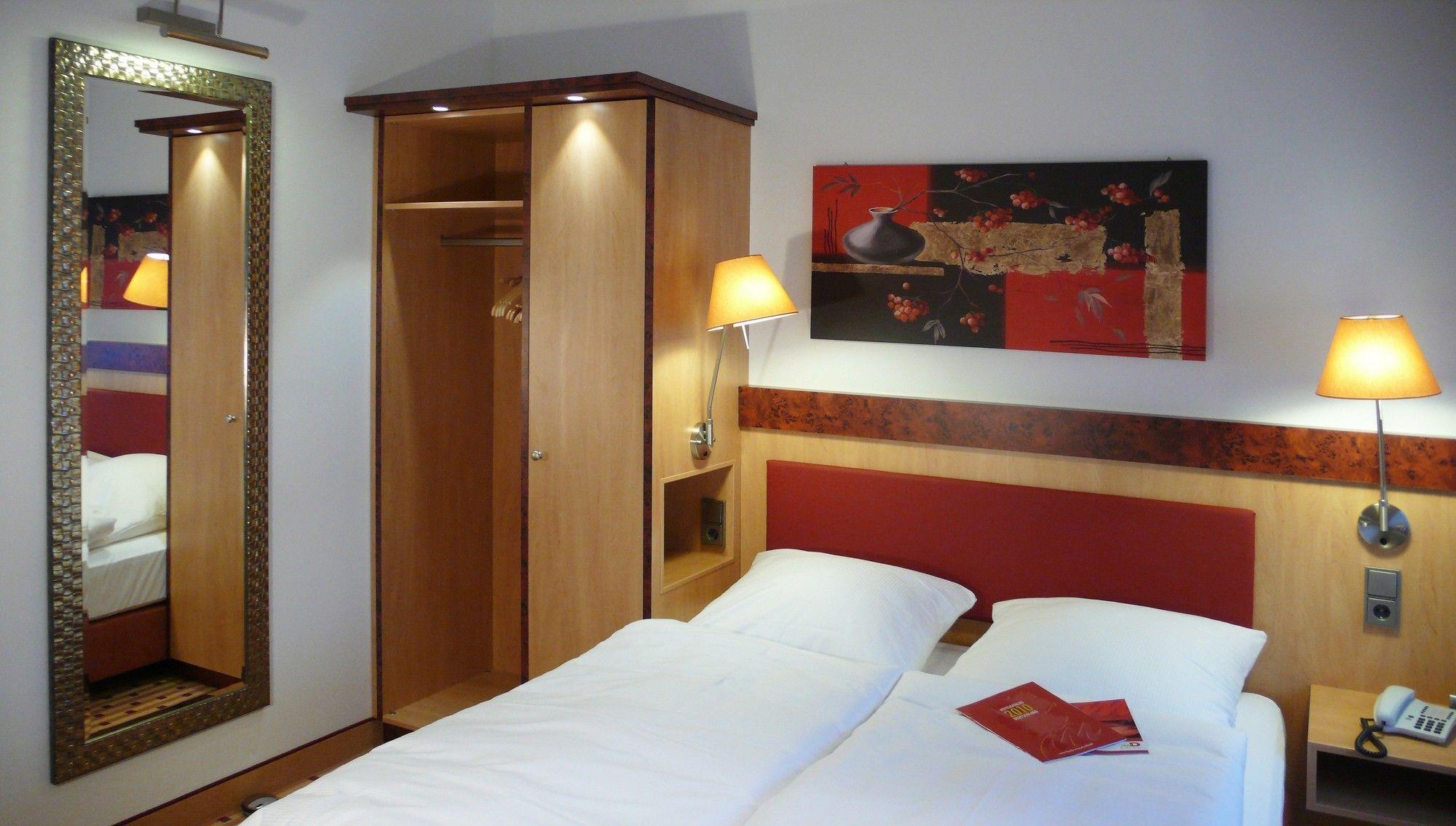 Schoeneberg 3* Berlino