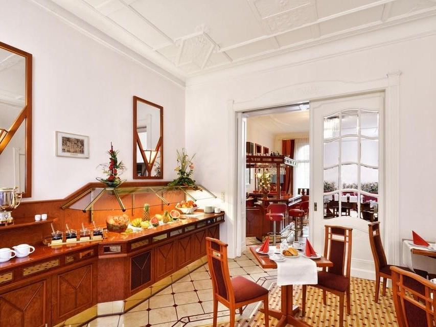 Schoeneberg Hotel